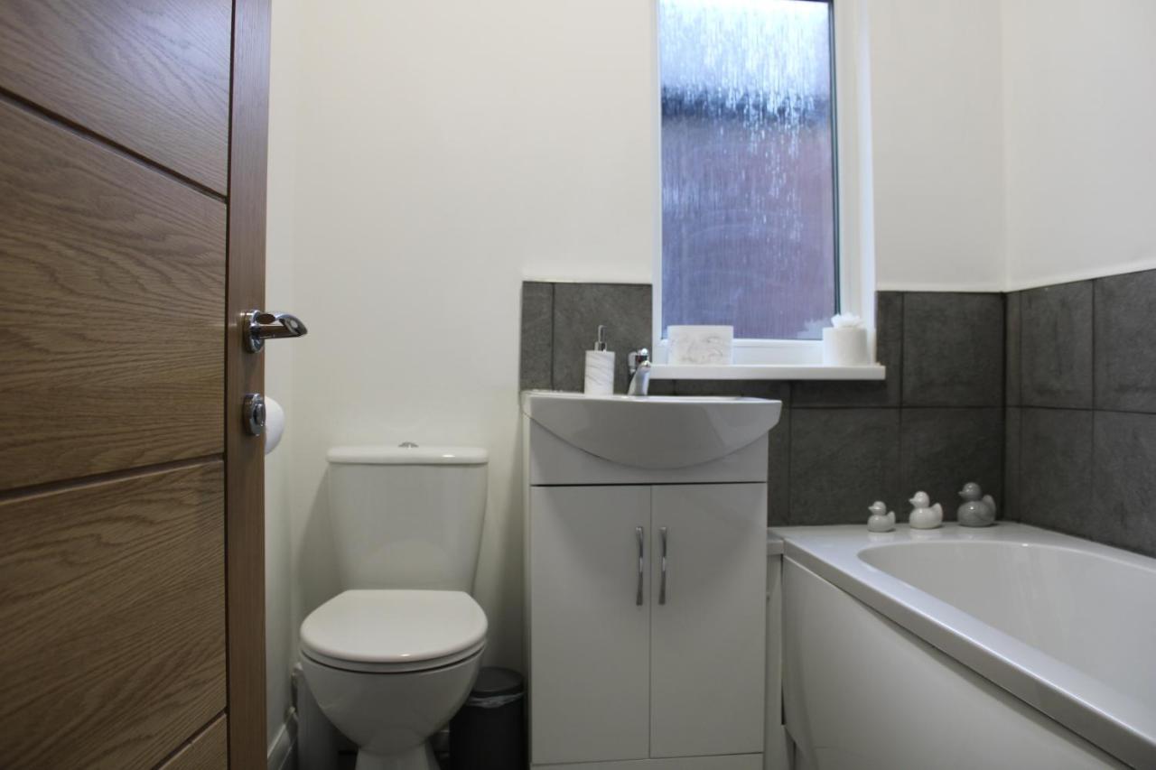 Beautiful, Spacious, Old Trafford Home Manchester Zewnętrze zdjęcie